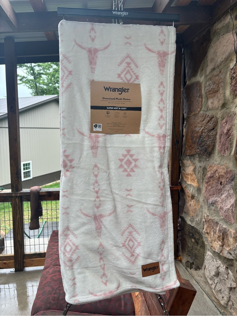 Nwt Wrangler Steer Skull Oversized Plush Throw